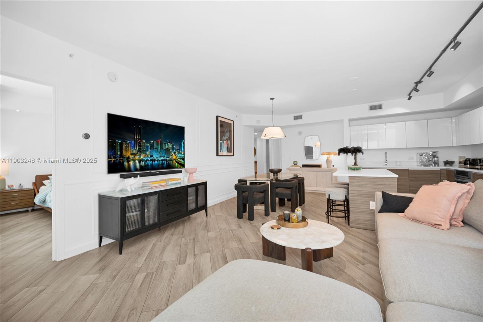 1100 S Miami Ave #1010, Miami FL 33130