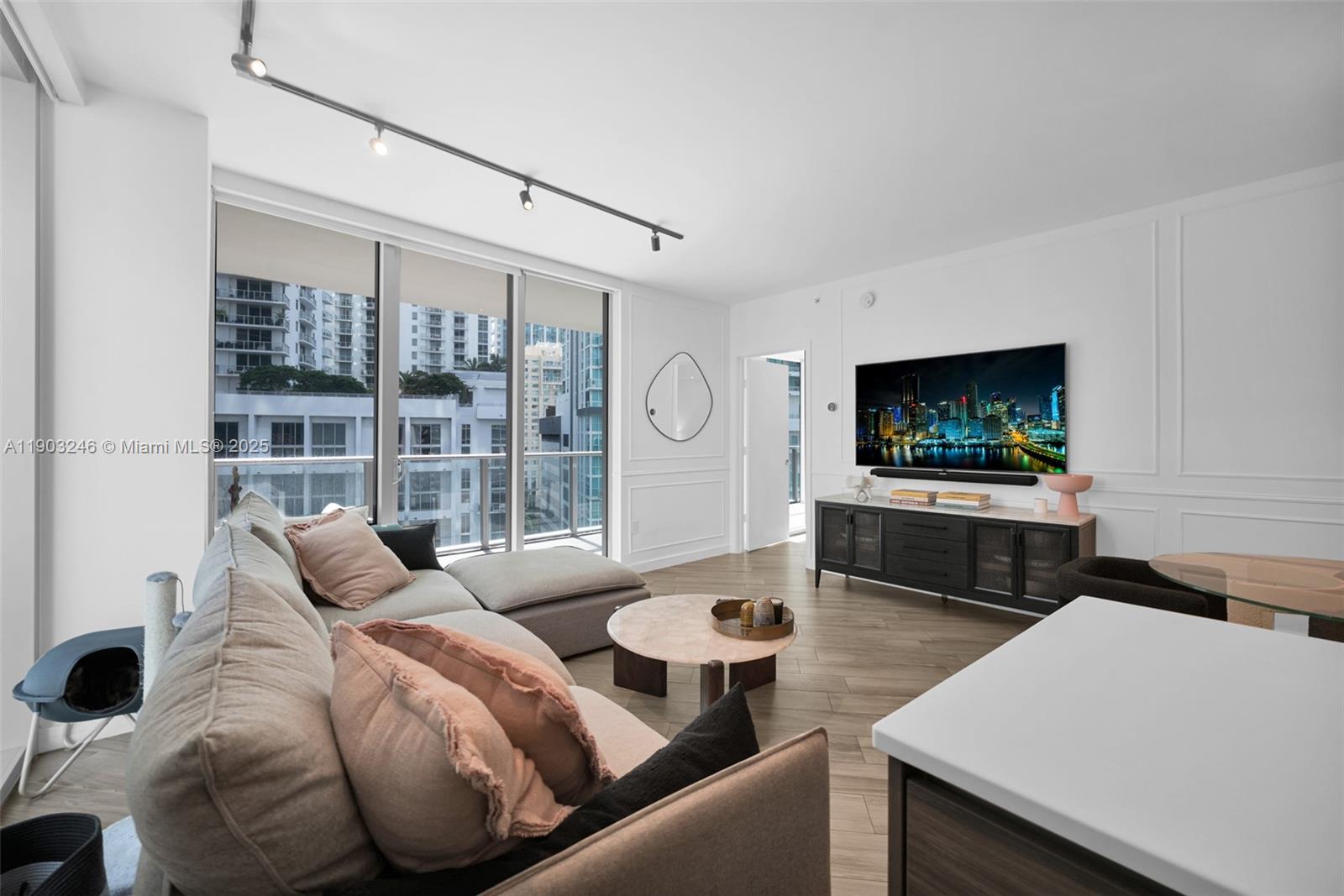 1100 S Miami Ave #1010, Miami FL 33130
