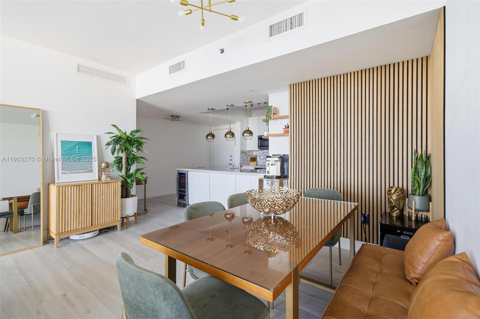 951 Brickell Ave #3504, Miami FL 33131