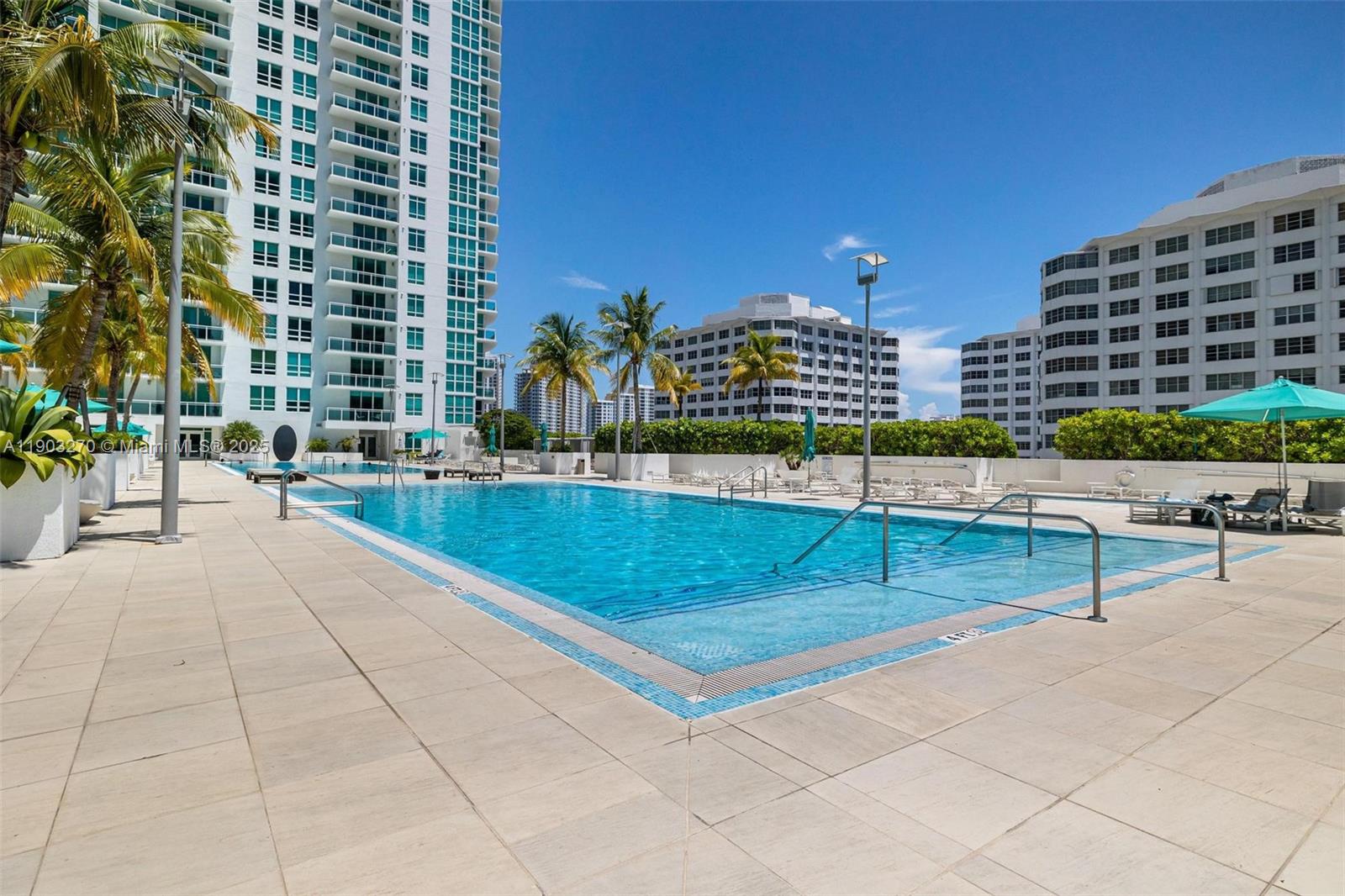 951 Brickell Ave #3504, Miami FL 33131