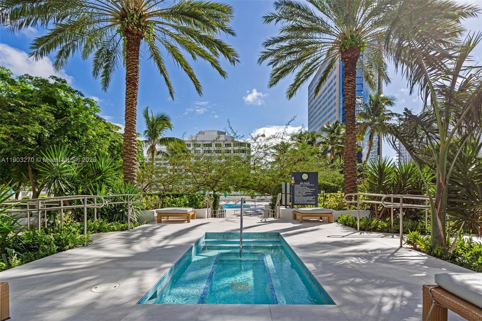 951 Brickell Ave #3504, Miami FL 33131