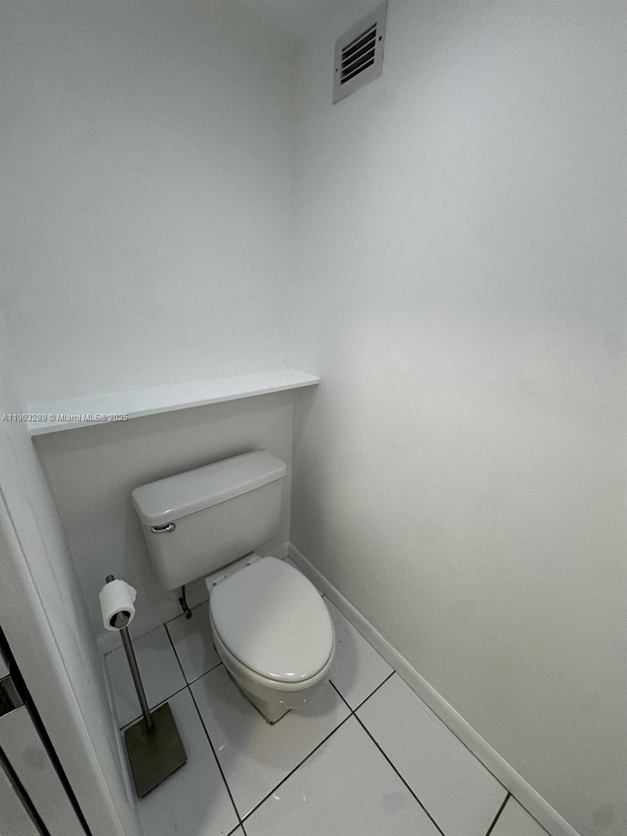 200 SE 15th Rd #6H, Miami FL 33129
