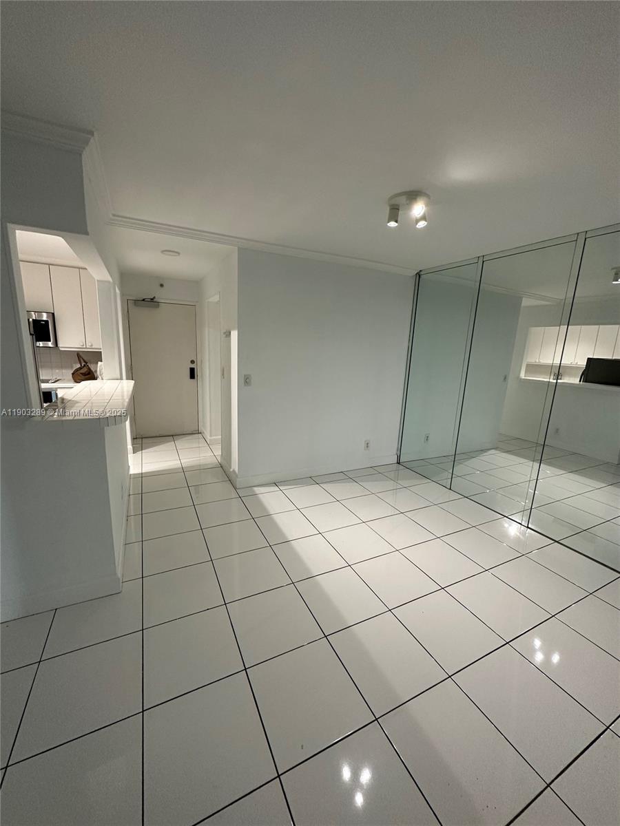 200 SE 15th Rd #6H, Miami FL 33129