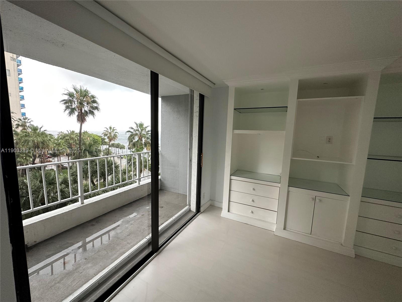 200 SE 15th Rd #6H, Miami FL 33129