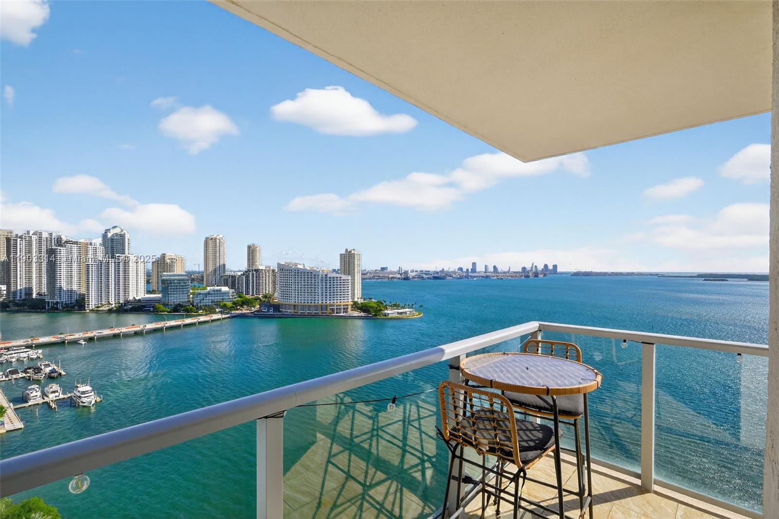 1155 Brickell Bay Dr #2210, Miami FL 33131