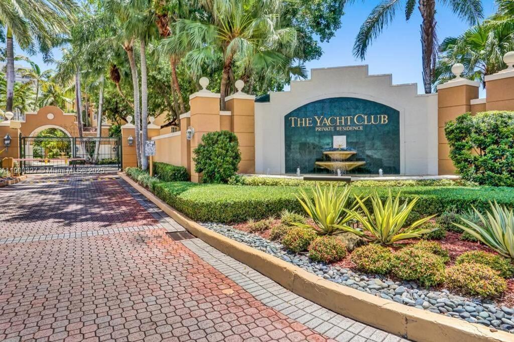 19655 E Country Club Dr #6602, Aventura FL 33180