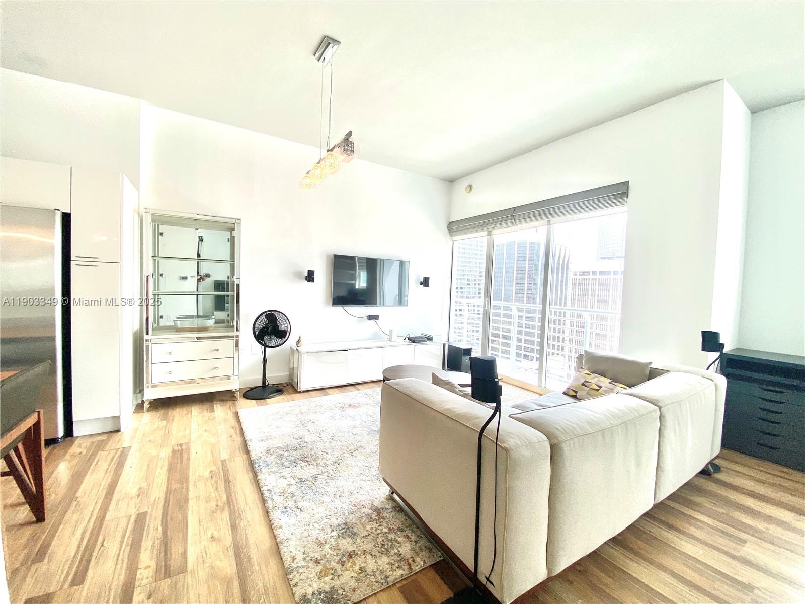 133 NE 2nd Ave #2904, Miami FL 33132