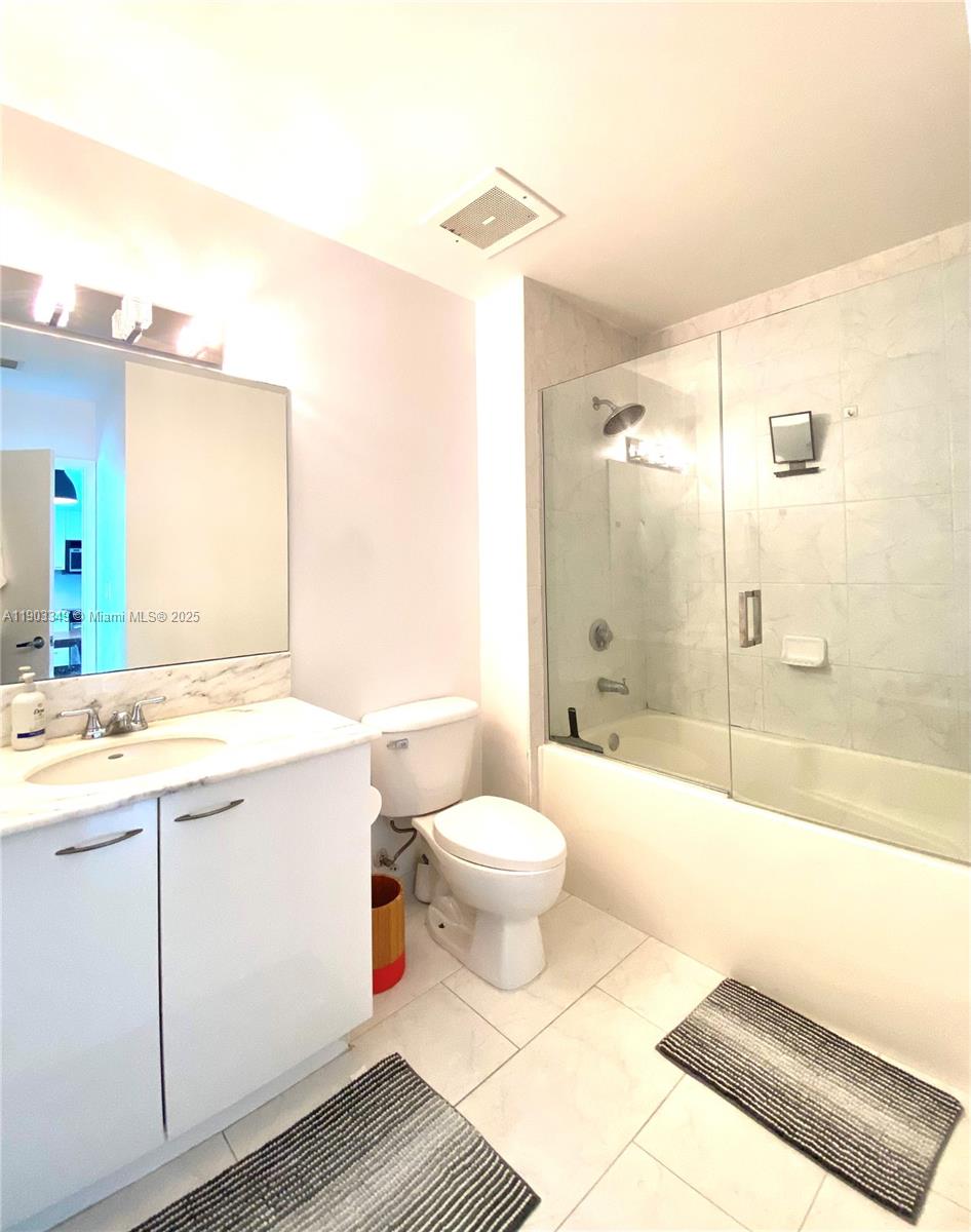 133 NE 2nd Ave #2904, Miami FL 33132