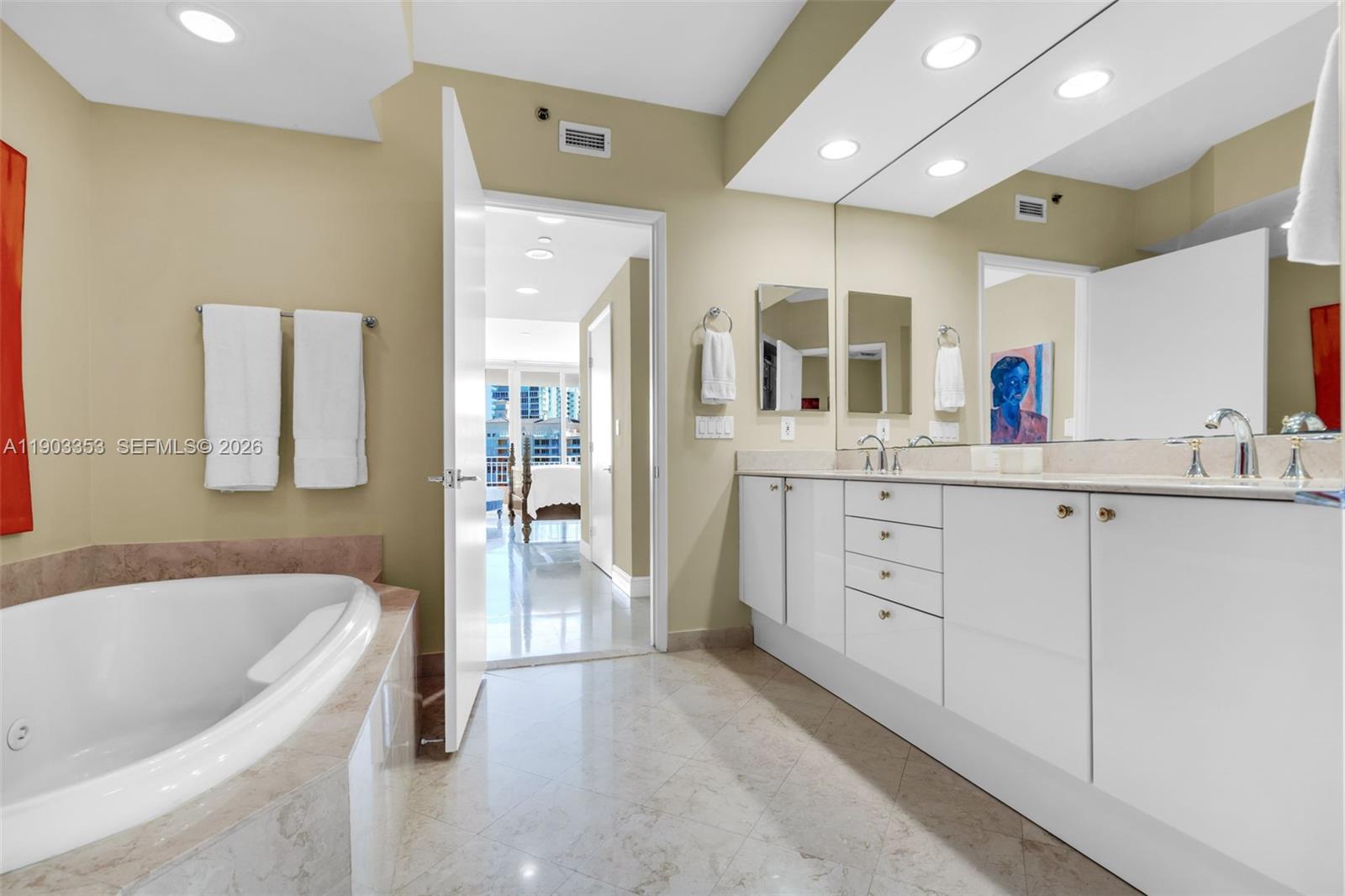 791 Crandon Blvd #1402, Key Biscayne FL 33149