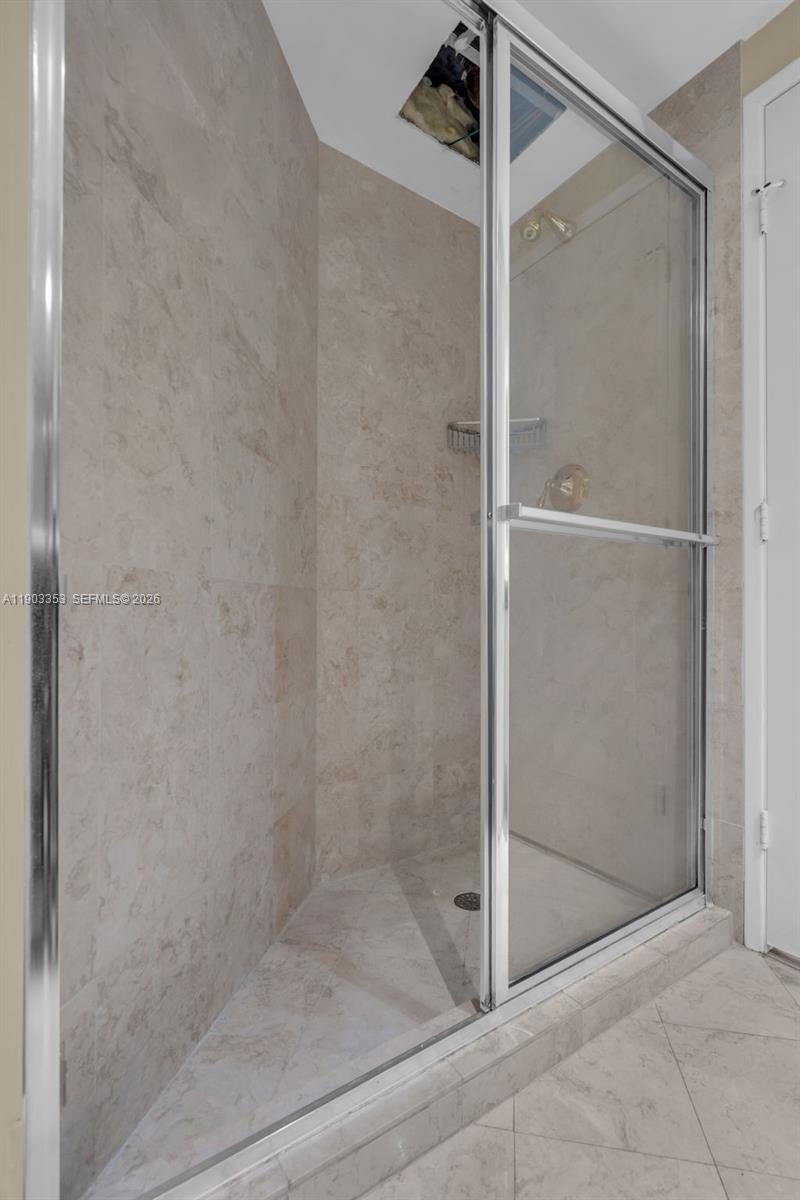 791 Crandon Blvd #1402, Key Biscayne FL 33149