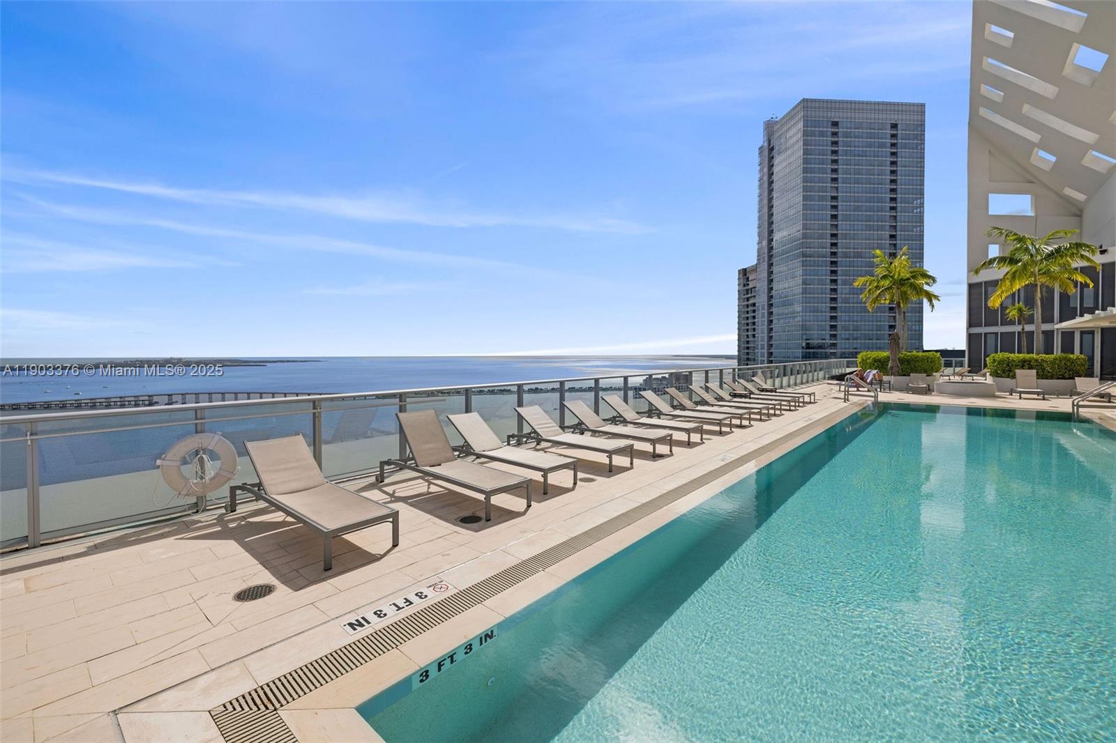 1300 Brickell Bay Dr #2402, Miami FL 33131