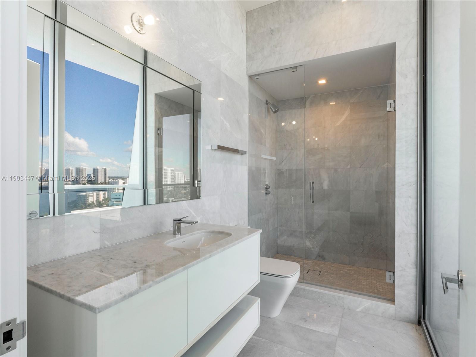 18501 Collins Av #1501, Sunny Isles Beach FL 33160