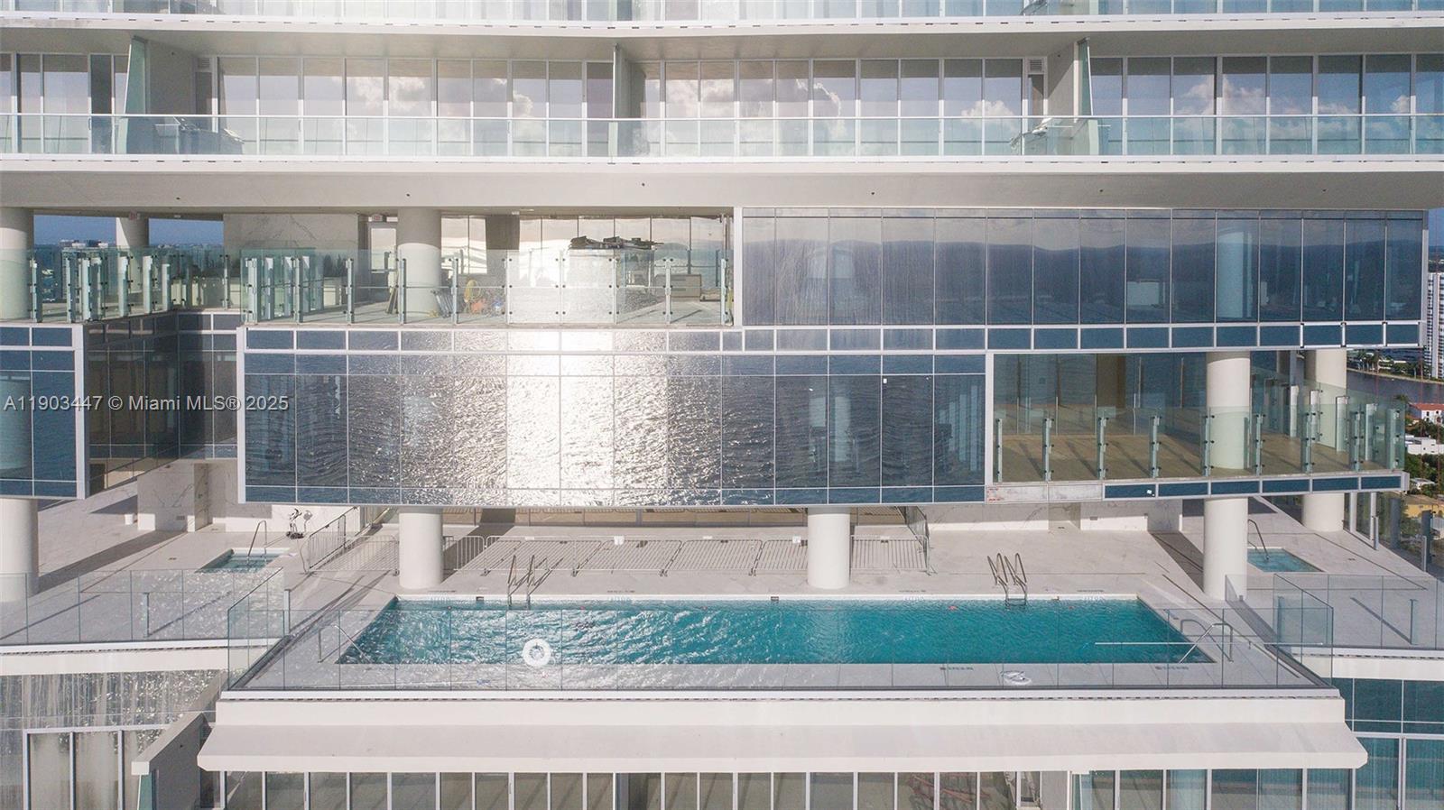 18501 Collins Av #1501, Sunny Isles Beach FL 33160