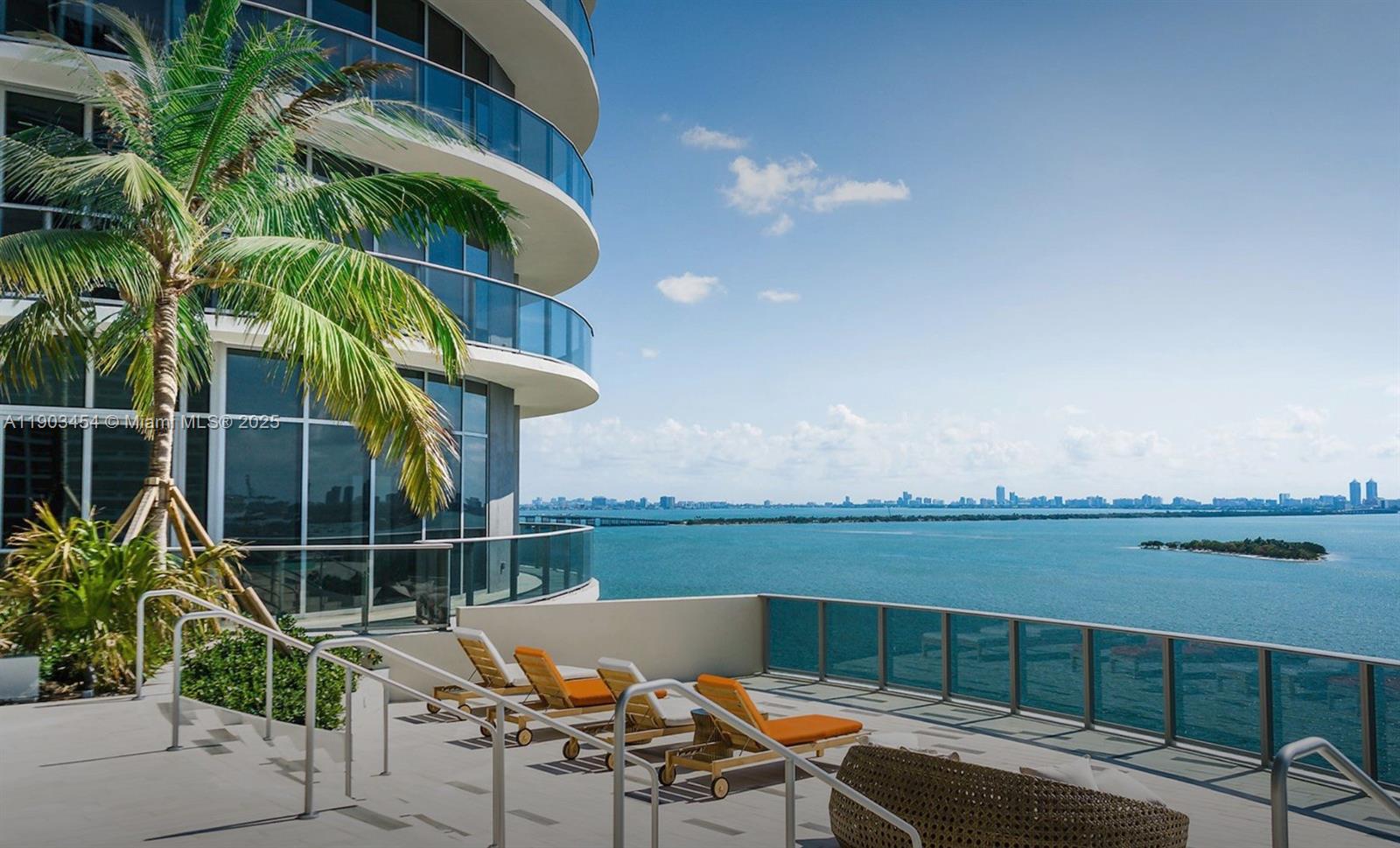 488 NE 18th St #2102, Miami FL 33132