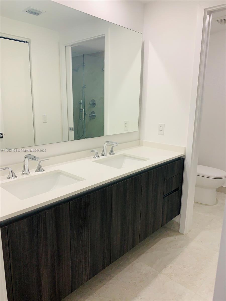 488 NE 18th St #2102, Miami FL 33132