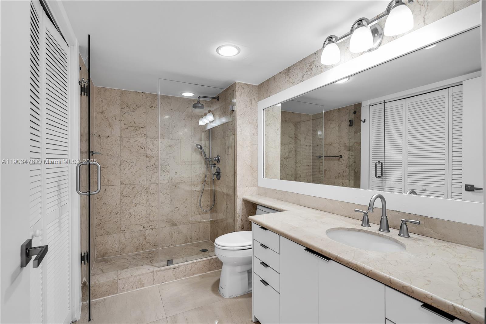141 Crandon Blvd #242, Key Biscayne FL 33149