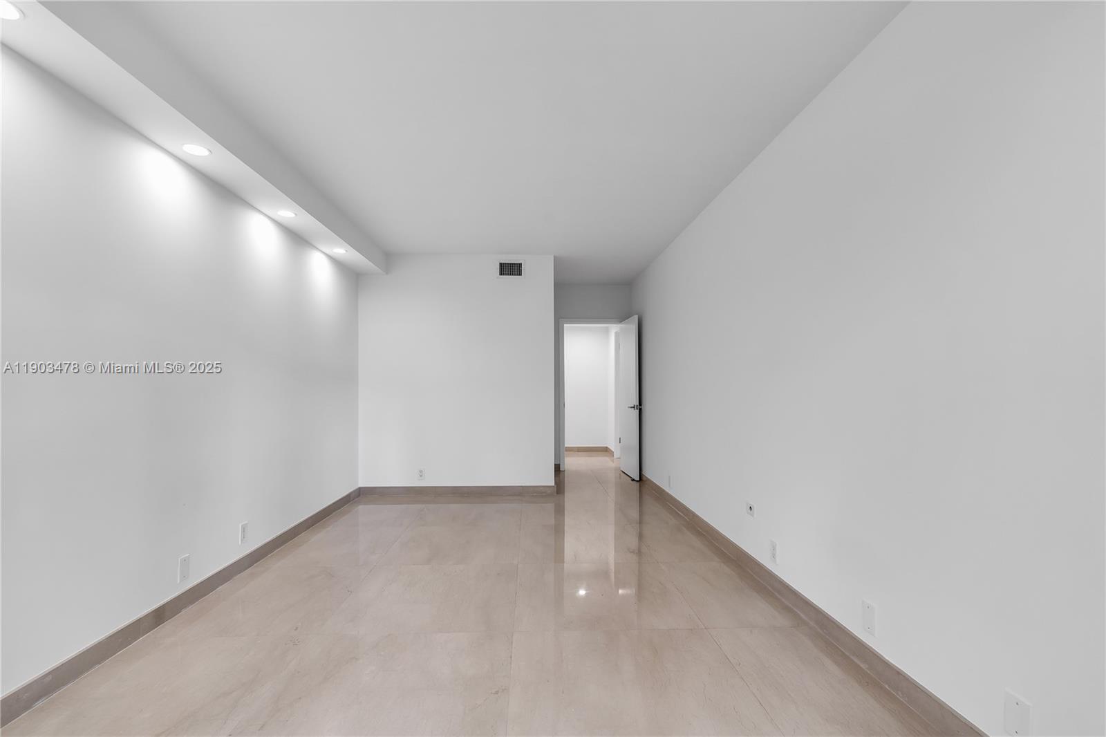 141 Crandon Blvd #242, Key Biscayne FL 33149