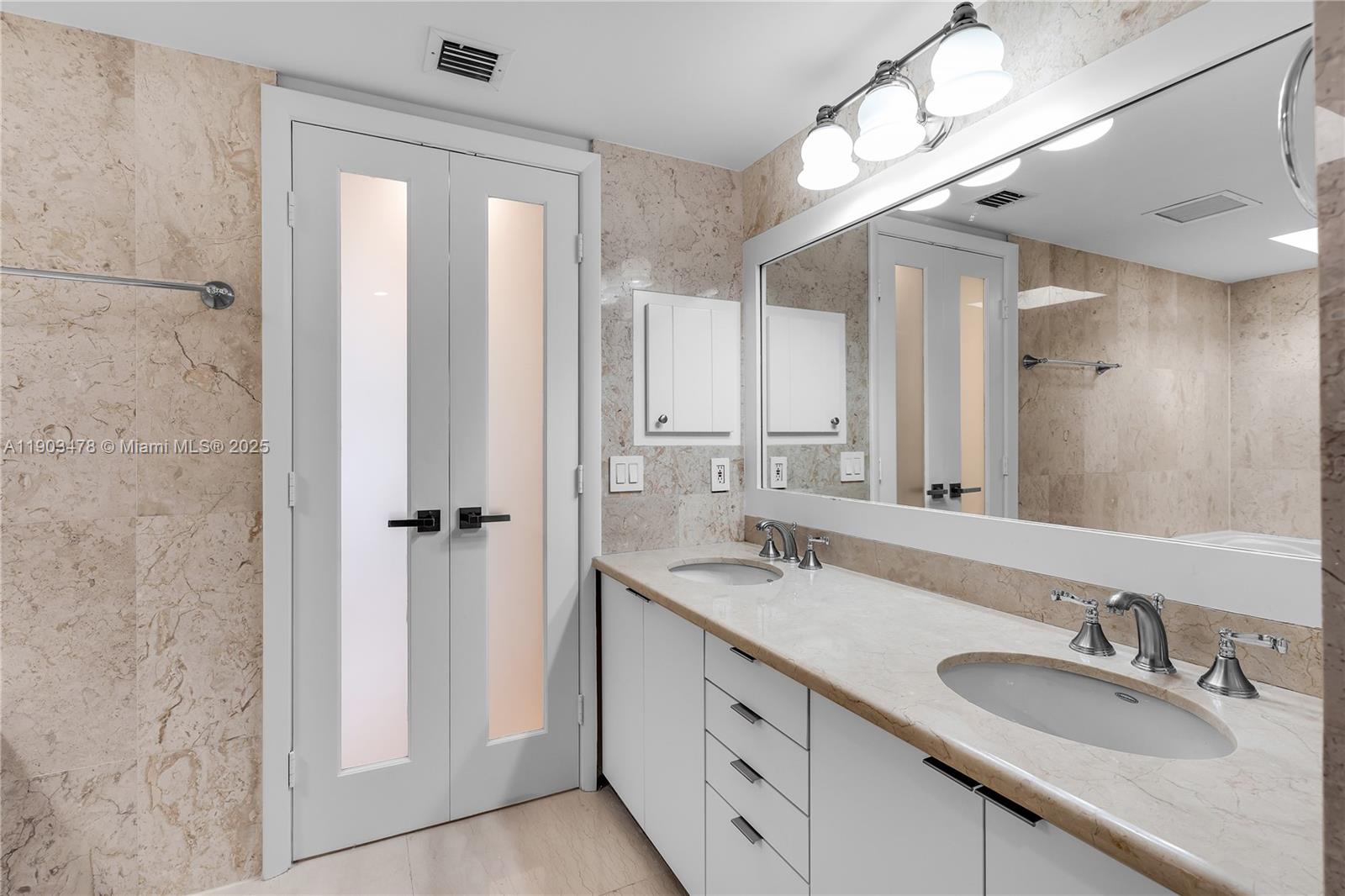 141 Crandon Blvd #242, Key Biscayne FL 33149