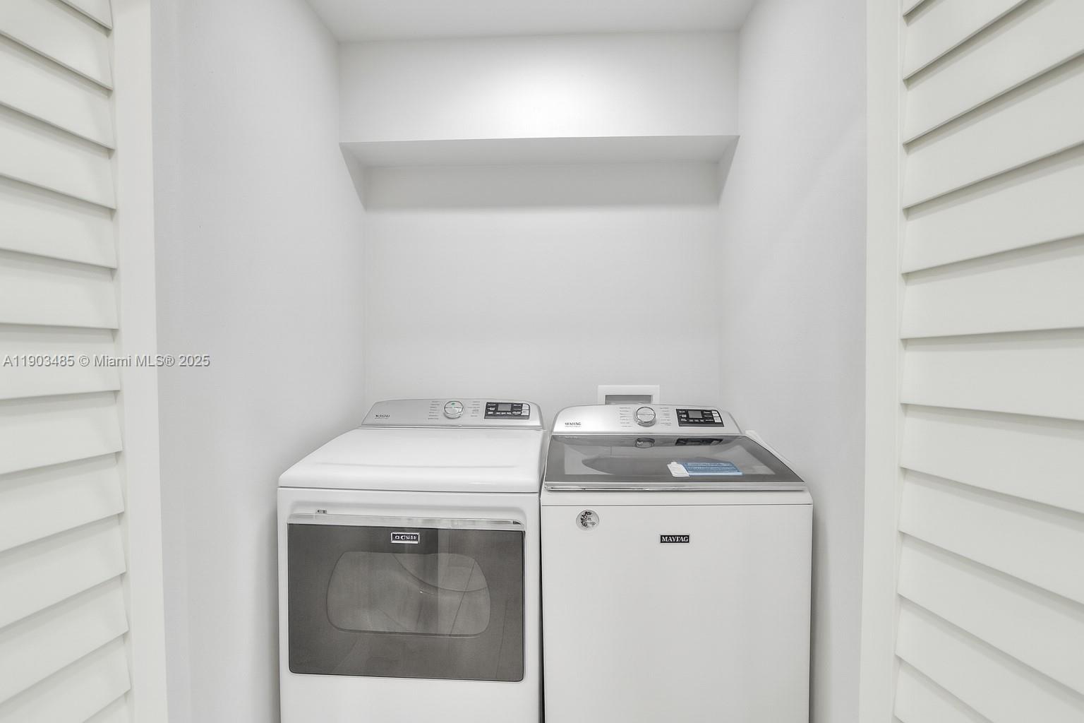 6021 SW 19th St, Miami FL 33155