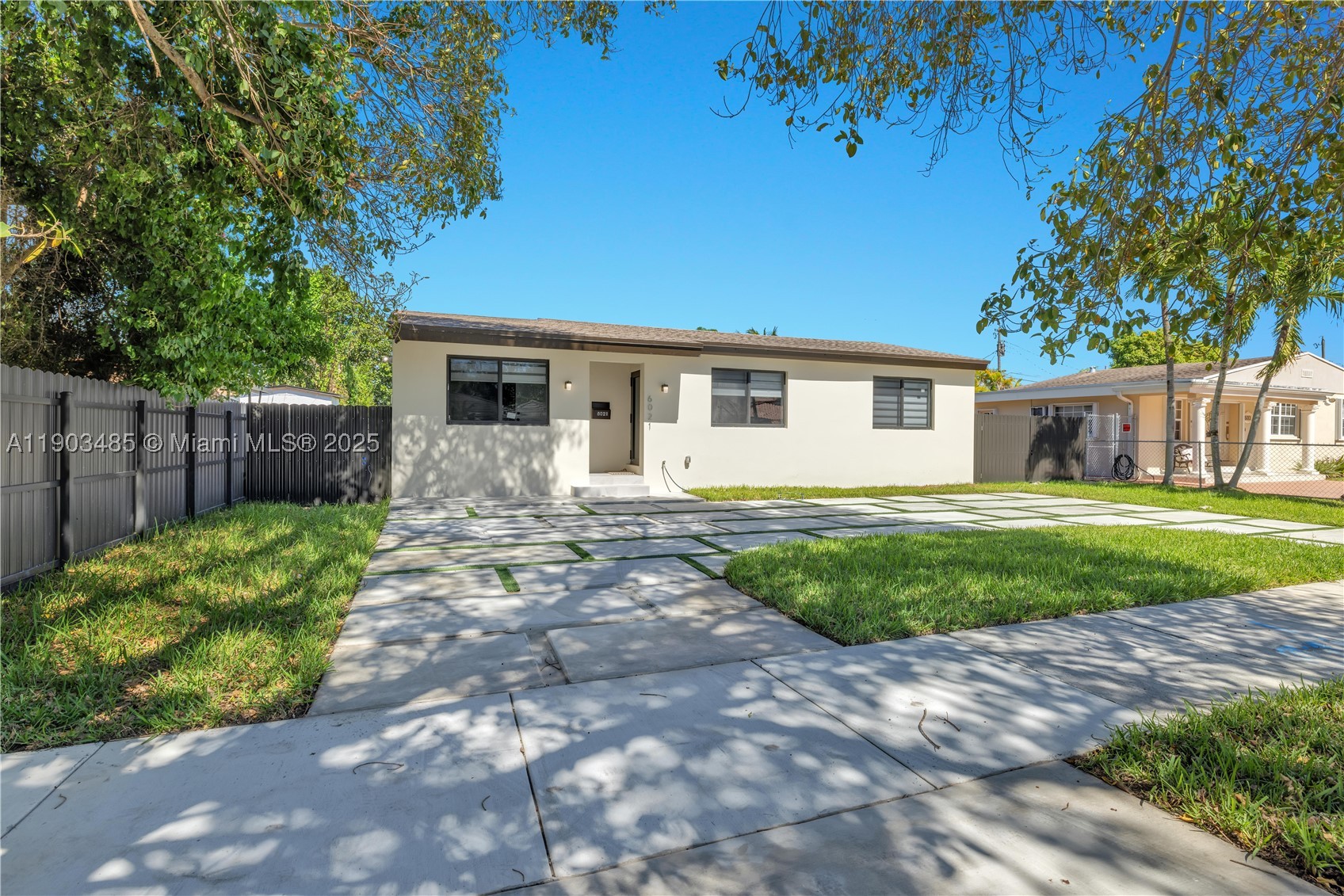 6021 SW 19th St, Miami FL 33155
