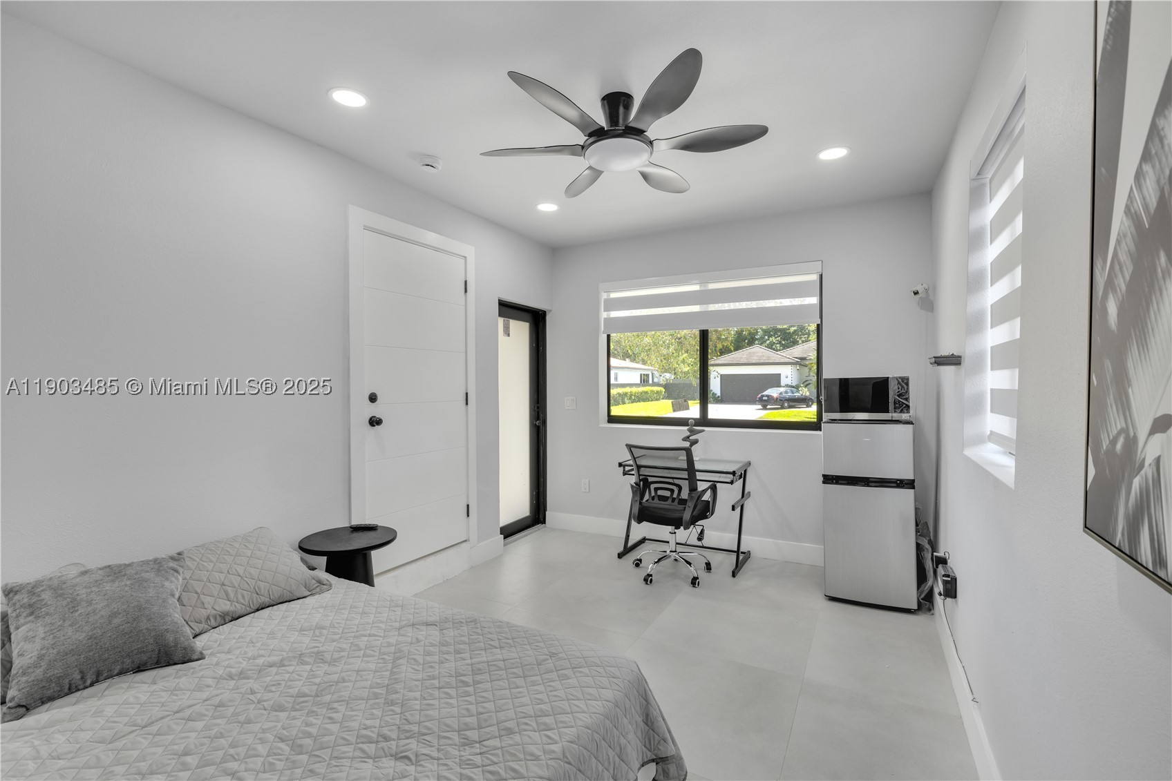 6021 SW 19th St, Miami FL 33155