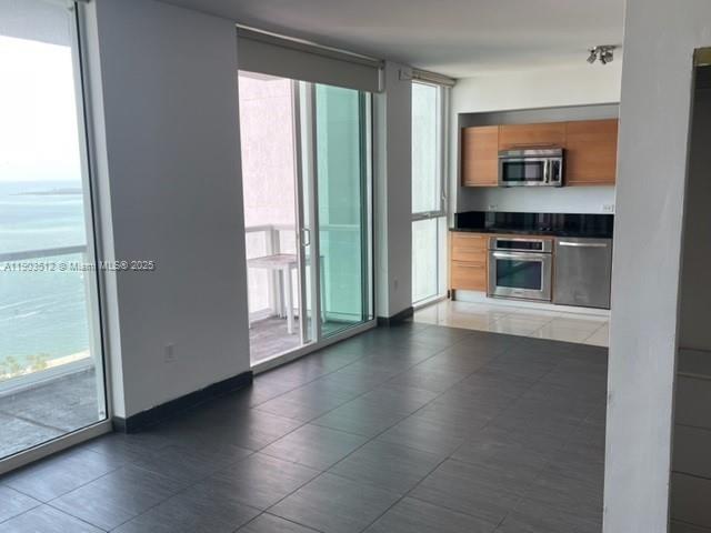 253 2nd St #3807, Miami FL 33132
