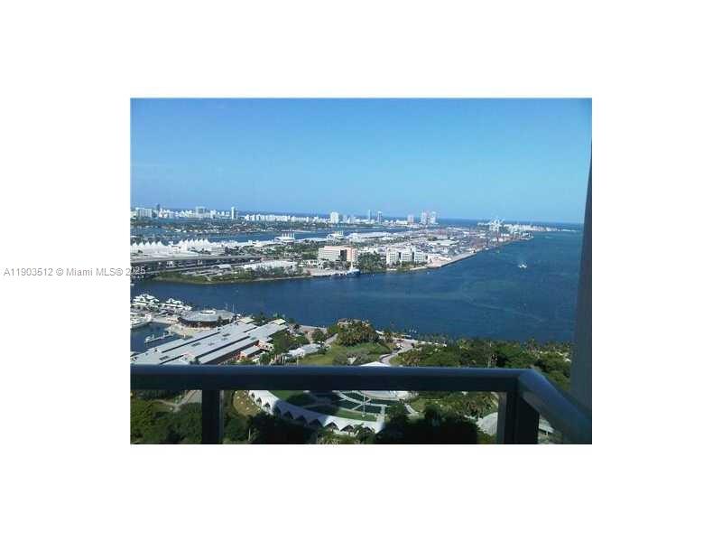 253 2nd St #3807, Miami FL 33132