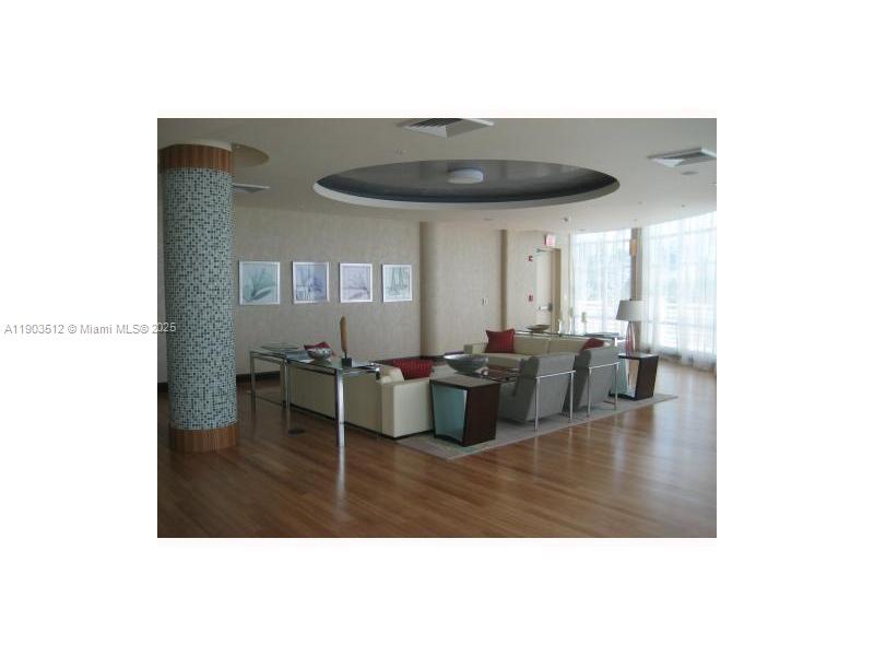 253 2nd St #3807, Miami FL 33132