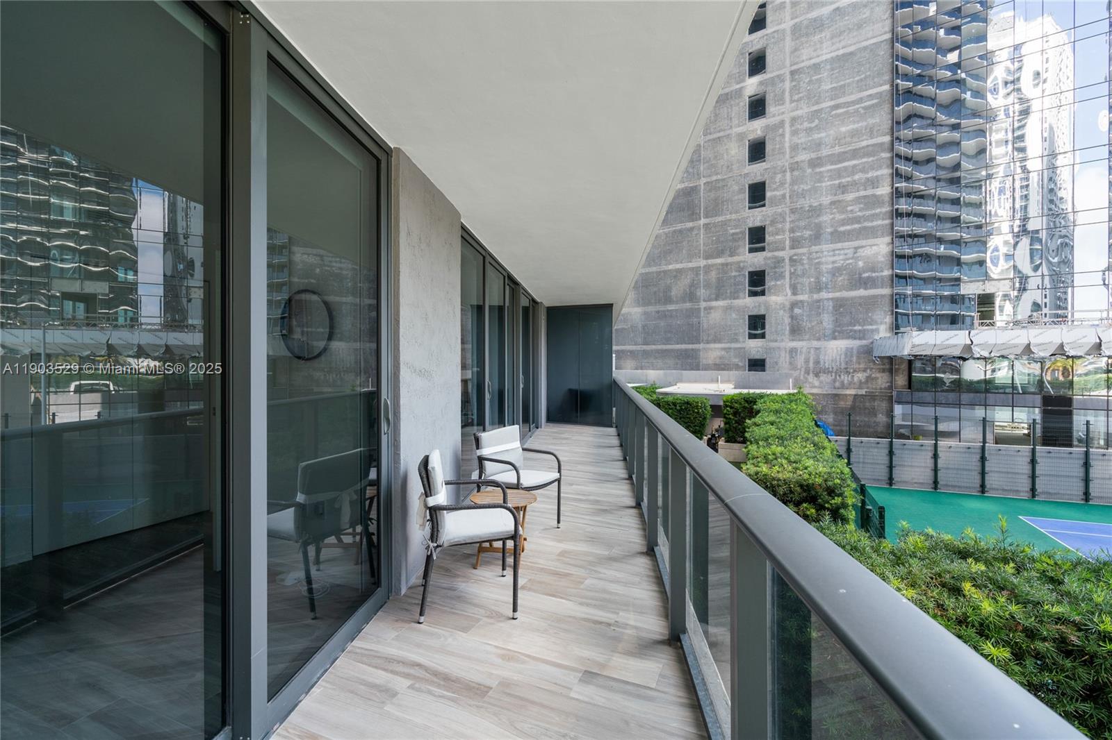 801 S Miami Ave #1002, Miami FL 33130