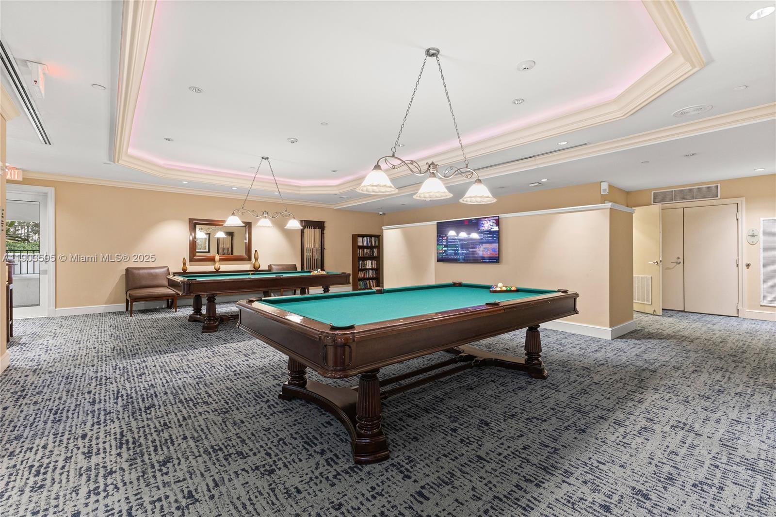 19900 E Country Club Dr #607, Aventura FL 33180