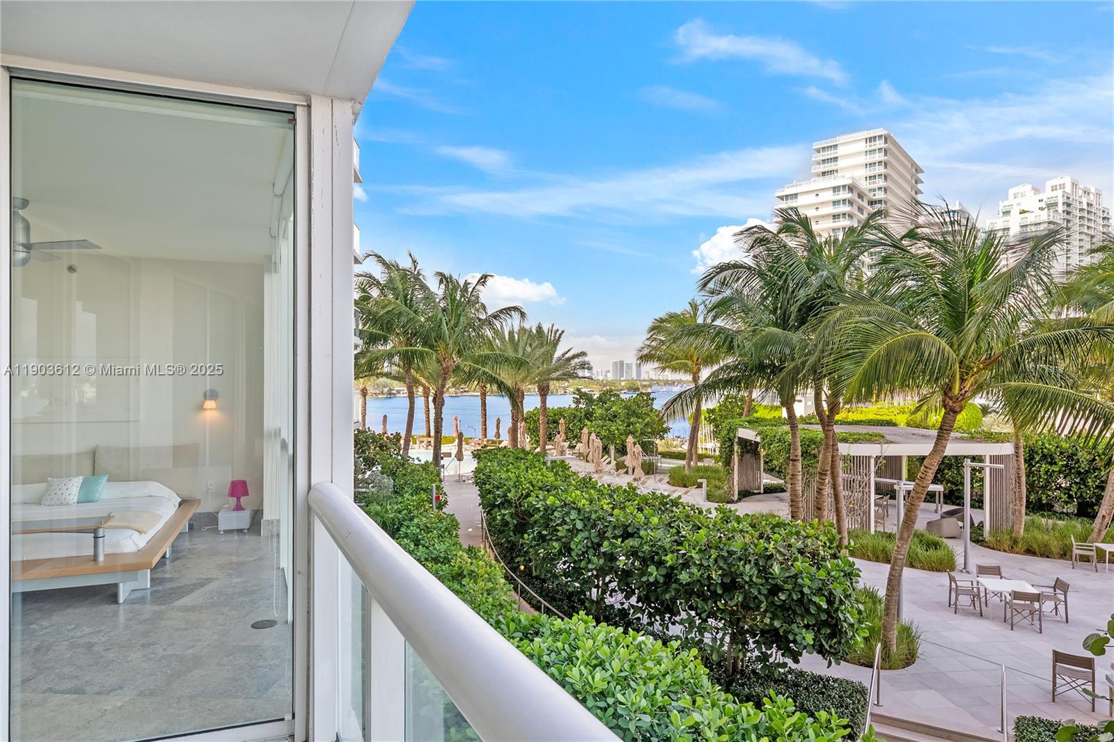 450 Alton Rd #704, Miami Beach FL 33139