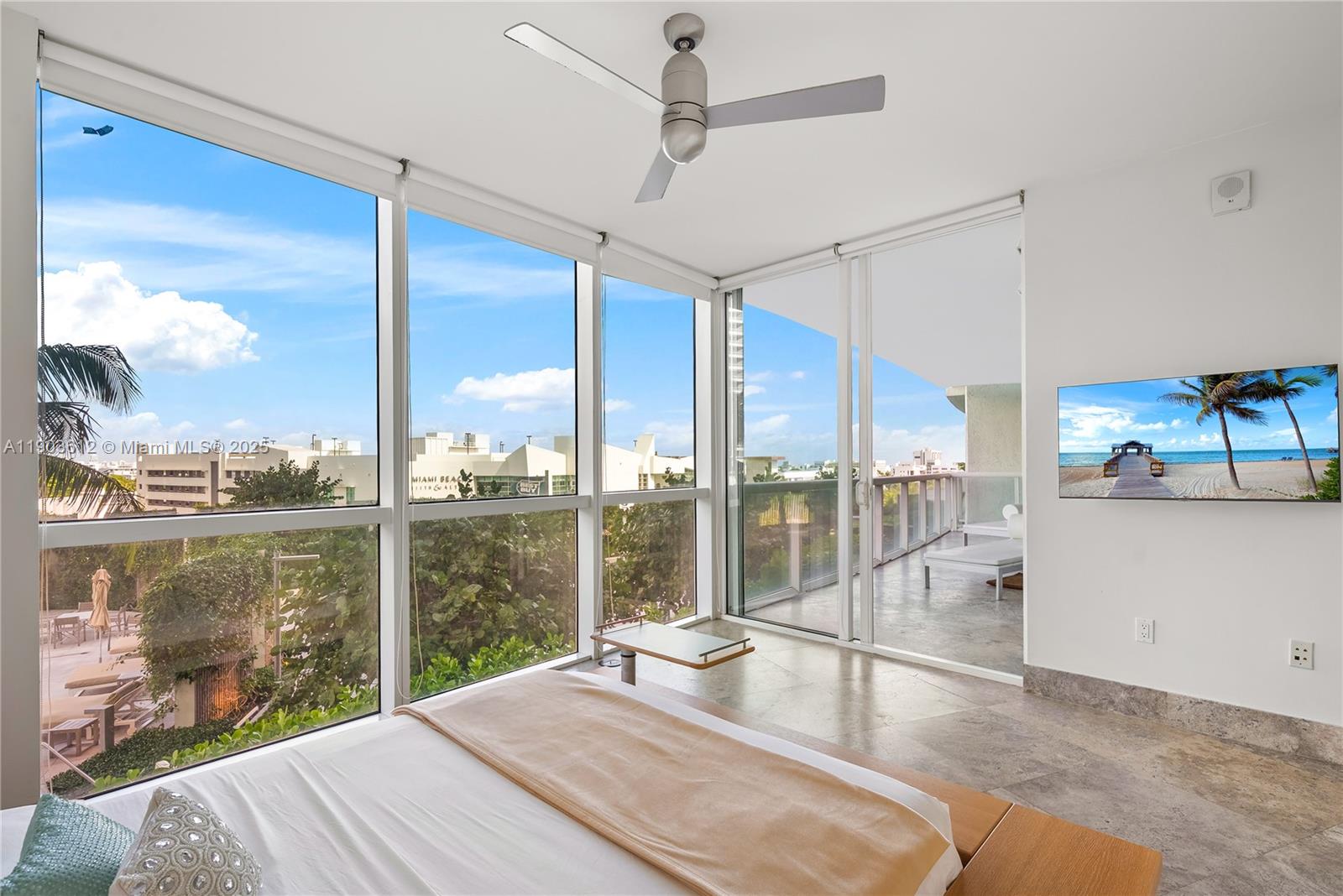 450 Alton Rd #704, Miami Beach FL 33139