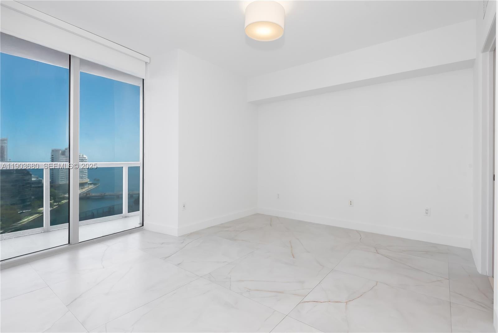 465 Brickell Ave #1705, Miami FL 33131