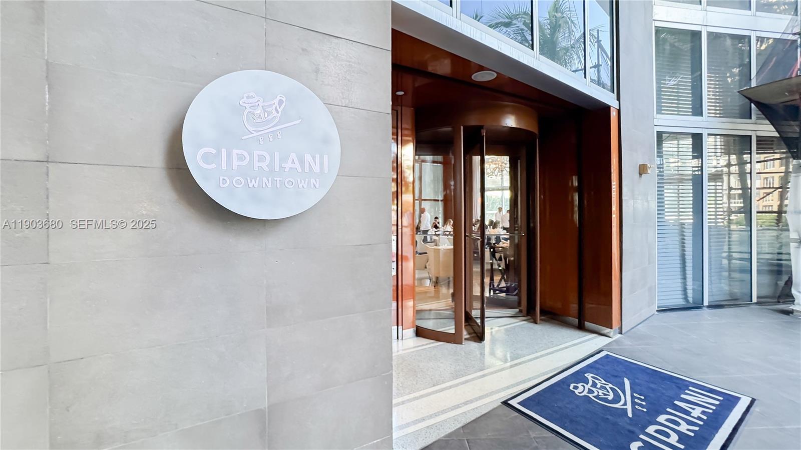 465 Brickell Ave #1705, Miami FL 33131