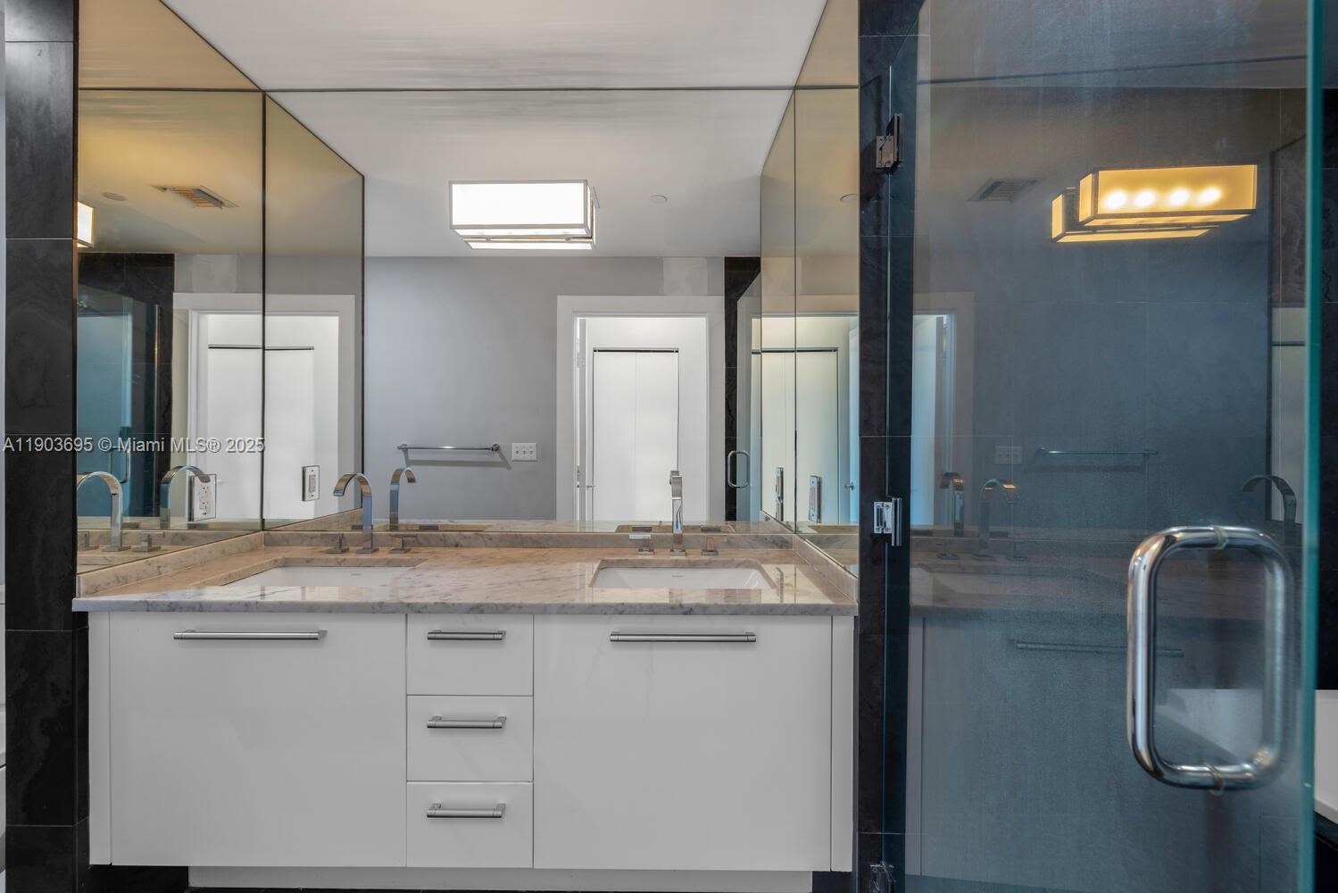 900 Biscayne Blvd #3008, Miami FL 33132