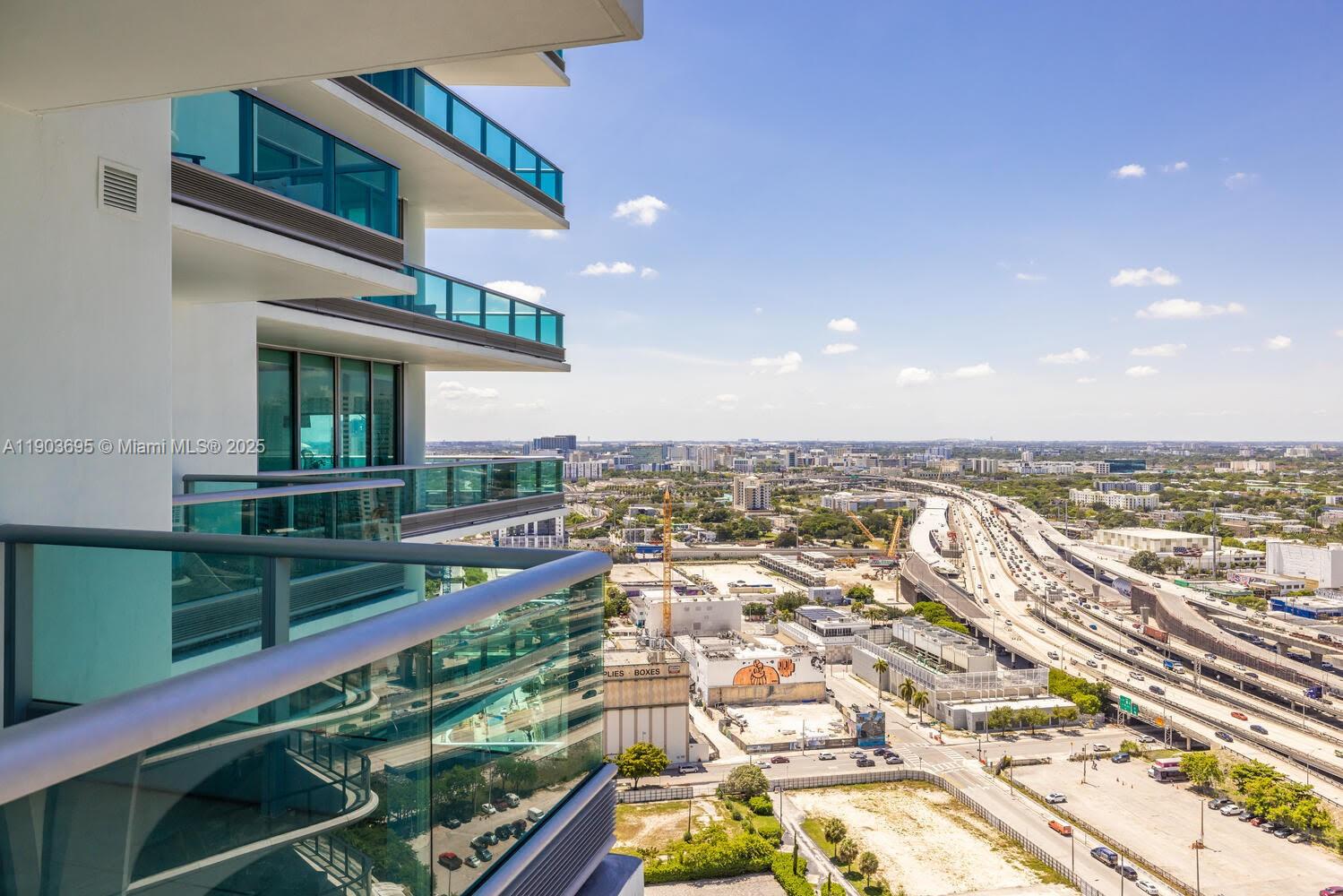 900 Biscayne Blvd #3008, Miami FL 33132