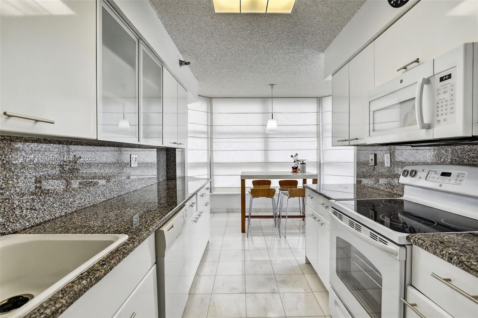 3400 NE 192nd St #505, Aventura FL 33180
