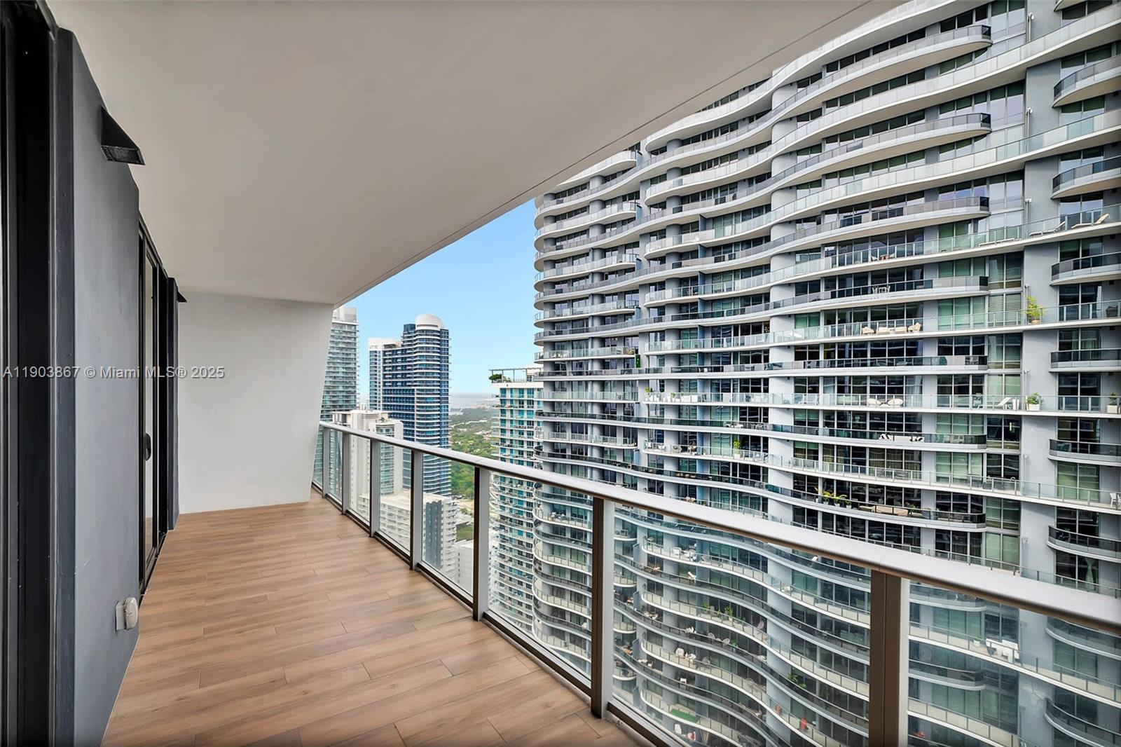 1010 Brickell Ave #4309, Miami FL 33131
