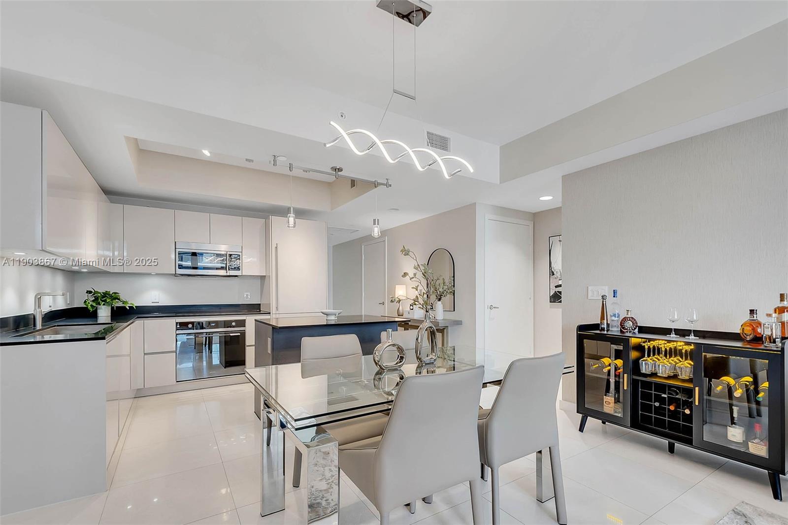 1010 Brickell Ave #4309, Miami FL 33131