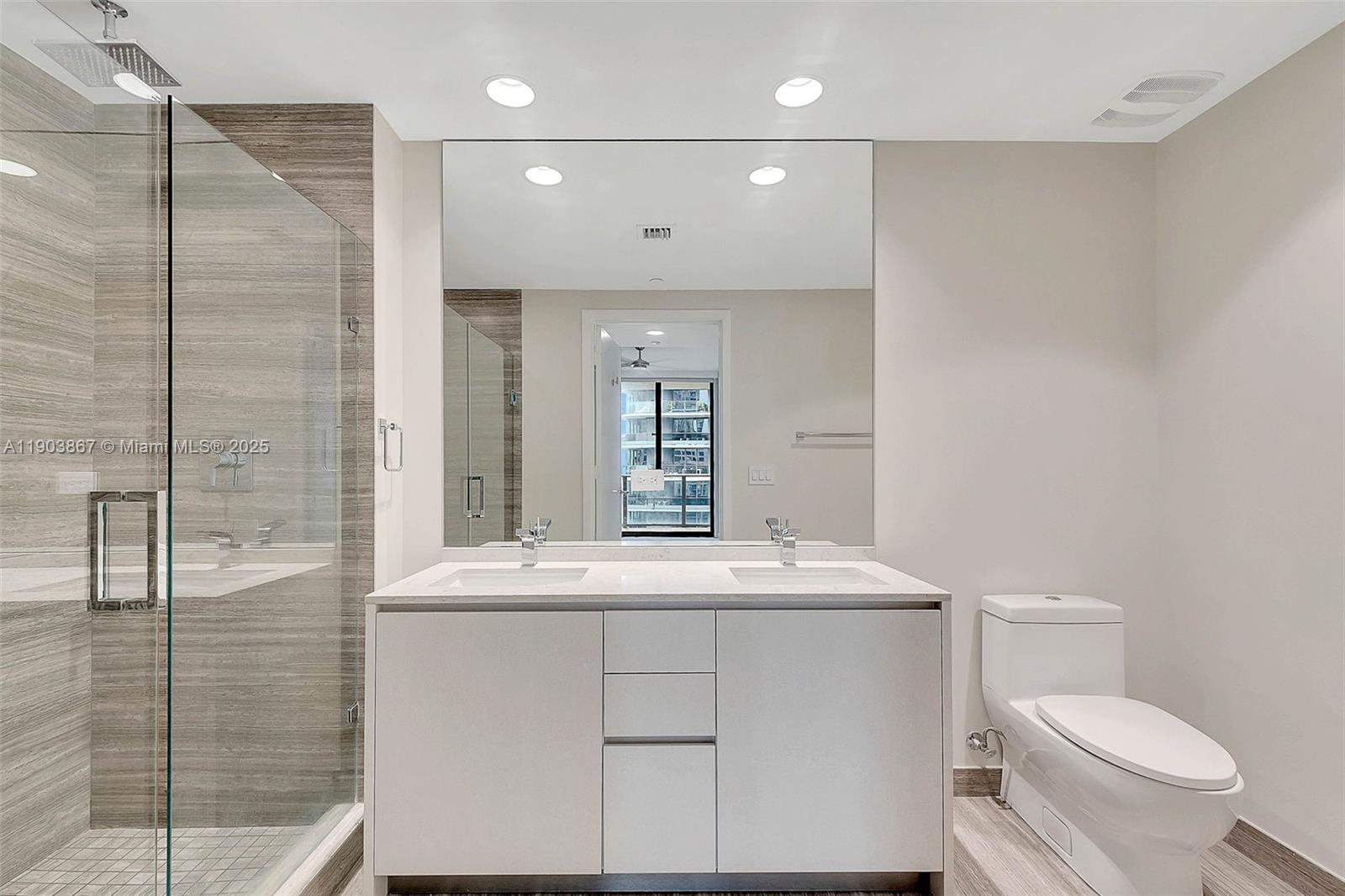 1010 Brickell Ave #4309, Miami FL 33131