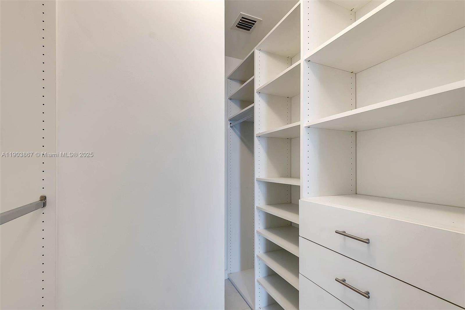 1010 Brickell Ave #4309, Miami FL 33131