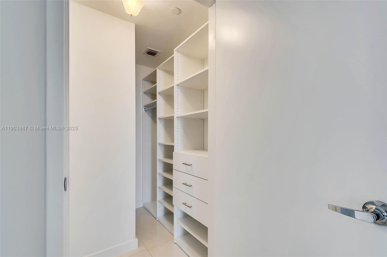 1010 Brickell Ave #4309, Miami FL 33131