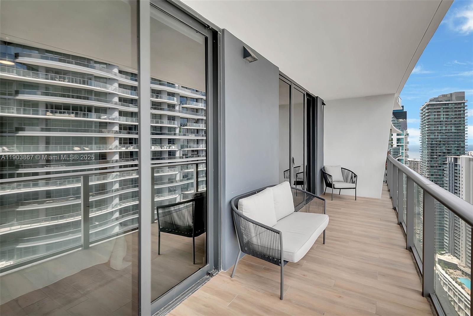 1010 Brickell Ave #4309, Miami FL 33131