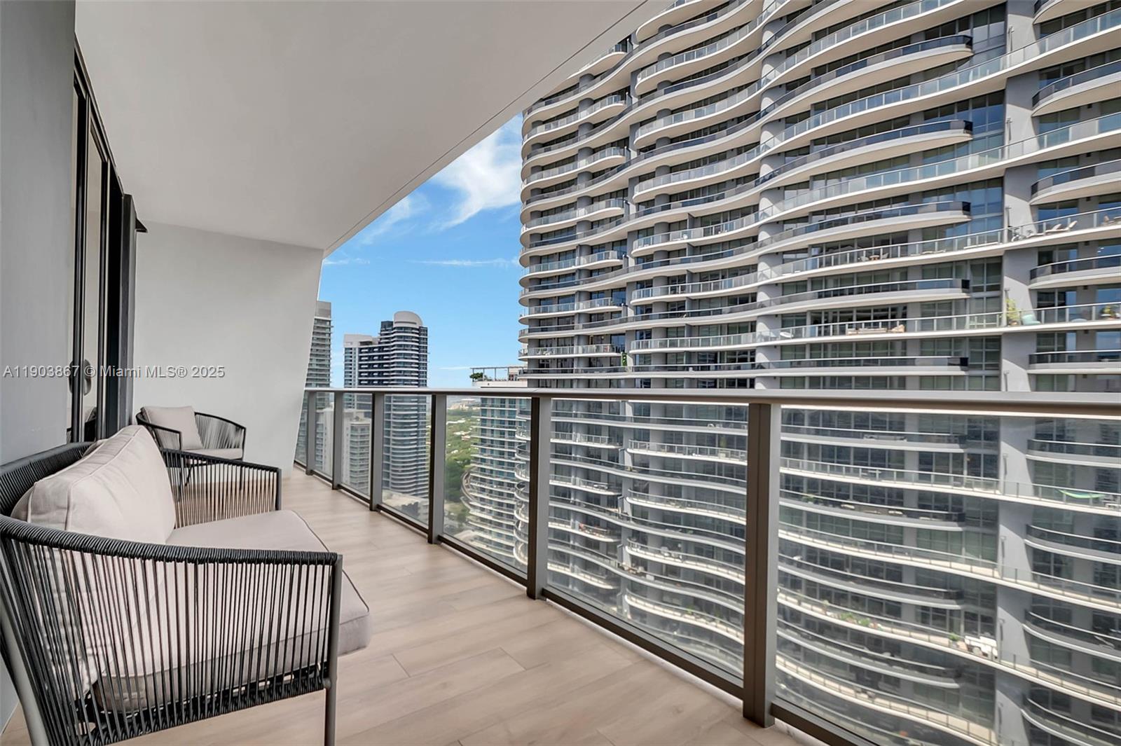 1010 Brickell Ave #4309, Miami FL 33131