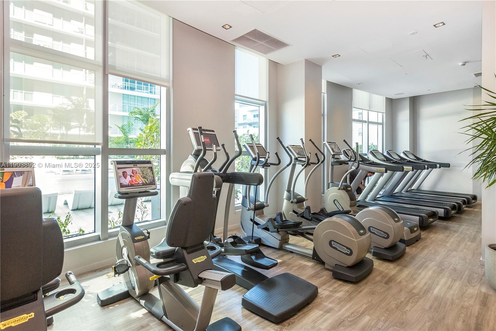 1100 S Miami Ave #710, Miami FL 33130