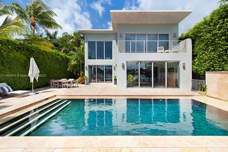 405 E San Marino Dr, Miami Beach FL 33139