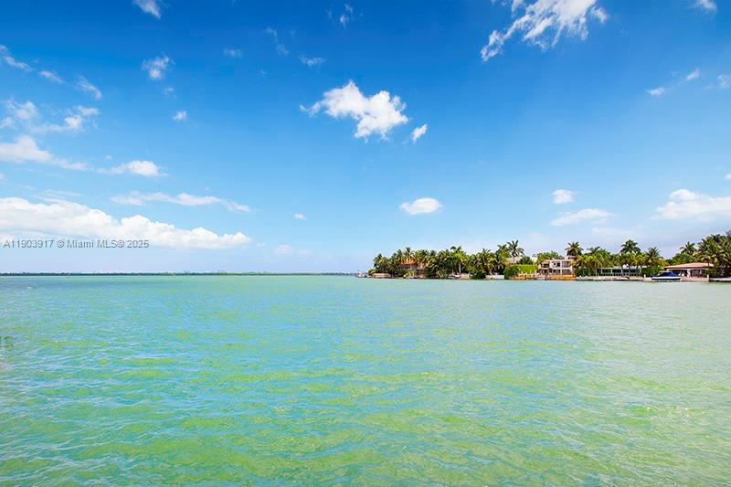 405 E San Marino Dr, Miami Beach FL 33139