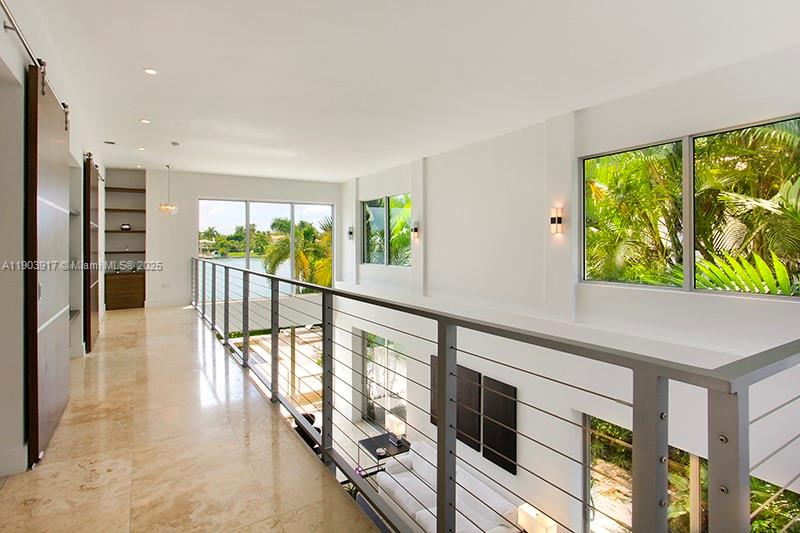 405 E San Marino Dr, Miami Beach FL 33139