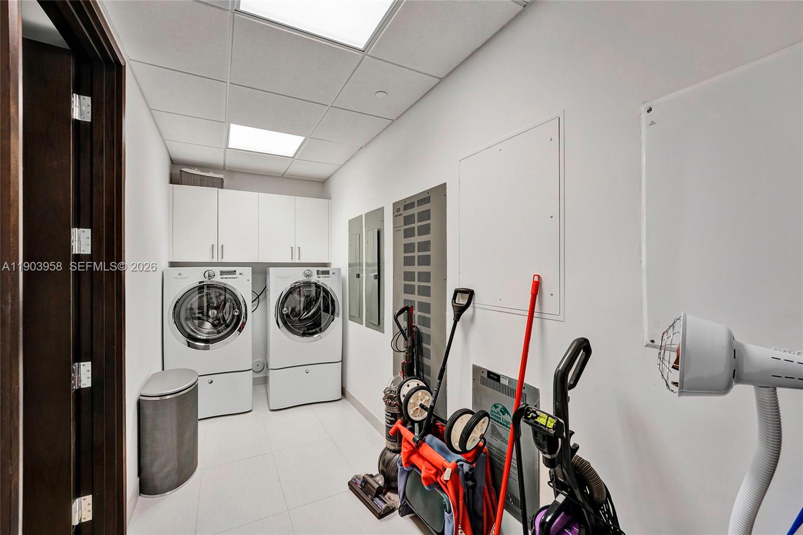 17749 Collins #1402, Sunny Isles Beach FL 33160