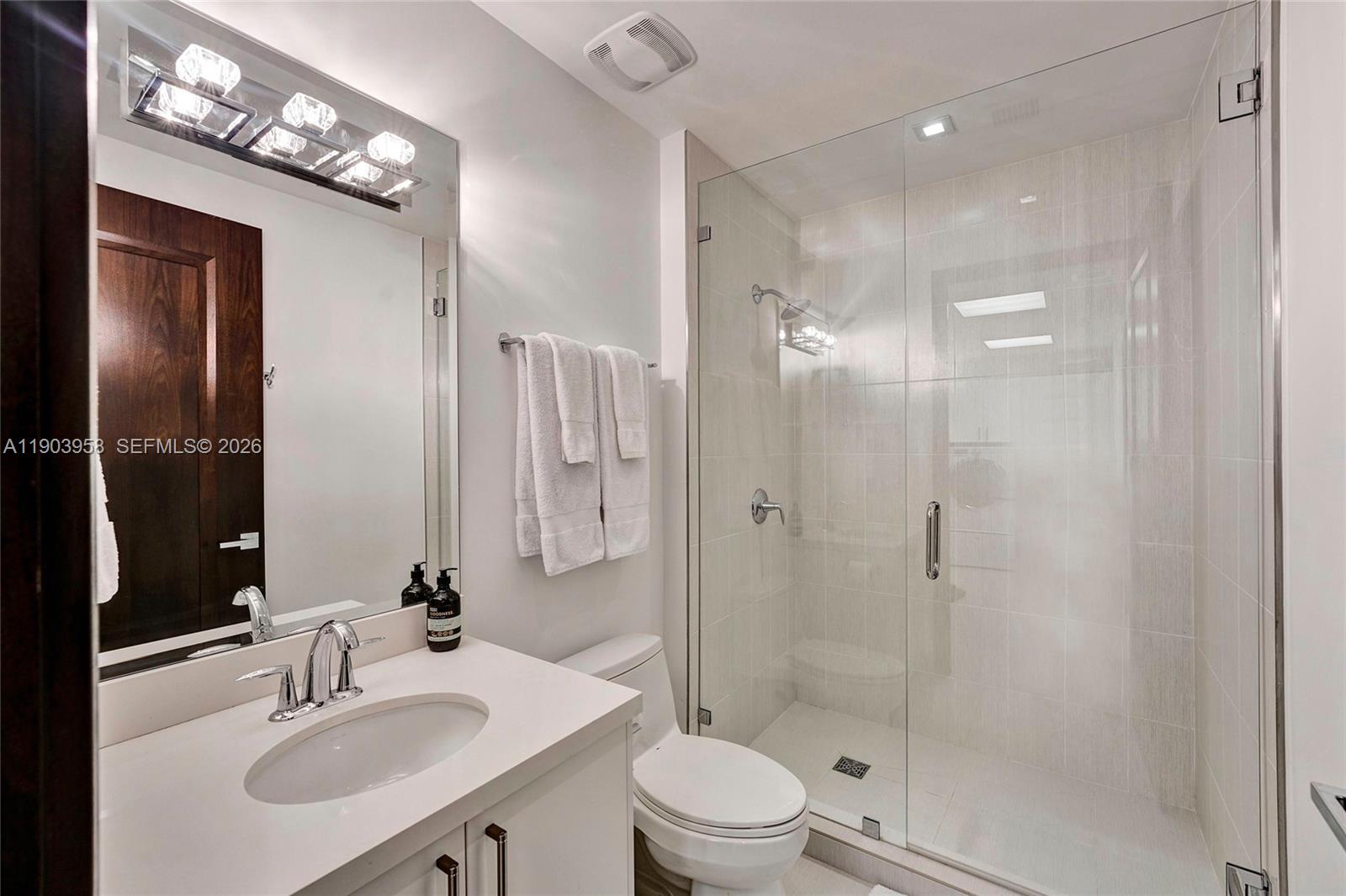 17749 Collins #1402, Sunny Isles Beach FL 33160